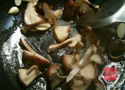 蚝油香菇花菜的做法图解7