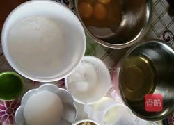 板栗戚风蛋糕的做法图解1