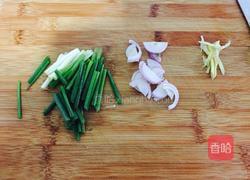 虾仁炒青瓜的做法图解1