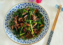 鸭胗炒韭菜