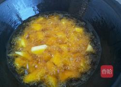 拔丝地瓜的做法图解4