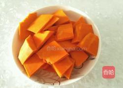 小黄人豆沙包的做法图解1