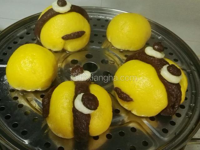 大火蒸15分钟，关火焖5分钟。