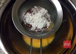 八寸可可戚风蛋糕的做法图解4