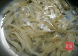 豆皮拌香芹的做法图解4