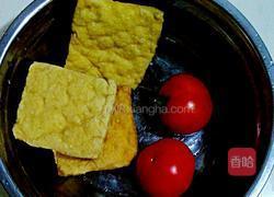 西红柿炒豆腐的做法图解1