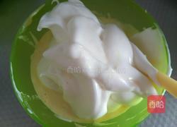 草莓酱蛋糕卷的做法图解12