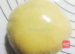 蛋黄酥+肉松饼的做法图解3