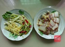 风吹腌肉炒花菜的做法图解3