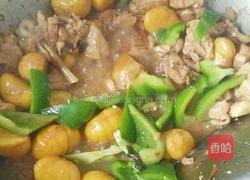 板栗烧鸡的做法图解13