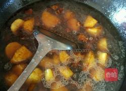 红烧肉炖土豆的做法图解6