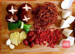 虫草花炖鸡汤的做法图解1