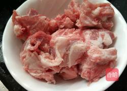 紫苏排骨汤的做法图解1