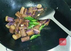 酱爆茄子段的做法图解10