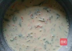 香菜胡萝卜煎饼的做法图解2