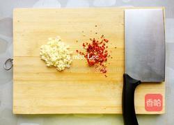 刀拍地黄瓜的做法图解3