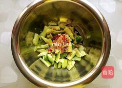 刀拍地黄瓜的做法图解4