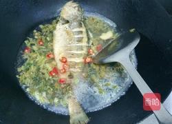 咸菜黄鱼汤的做法图解7