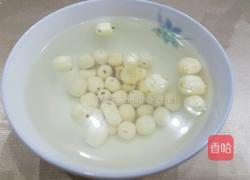 黑米燕麦莲子粥的做法图解2