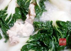 猪骨奶白菜汤的做法图解4