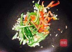 豆腐皮炒辣椒的做法图解6