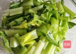 腊炒芹菜的做法图解1