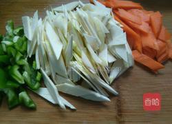 腊肉炒茭白的做法图解2