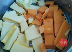 南瓜豆沙馅饼的做法图解2