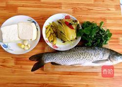 酸菜豆腐鱼的做法图解1