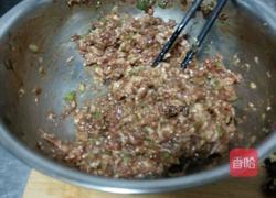 猪肉香菇小白菜馄饨的做法图解10