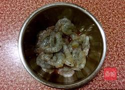 虾仁炒鸡蛋的做法图解2