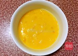 虾仁炒鸡蛋的做法图解3