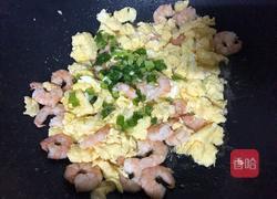 虾仁炒鸡蛋的做法图解8