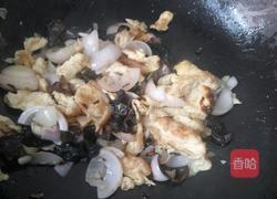 洋葱木耳炒鸡蛋的做法图解14