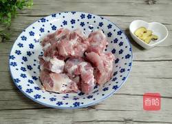冬瓜排骨汤的做法图解1