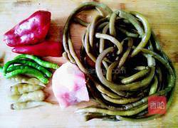 酸豆角炒肉末的做法图解1