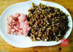 酸豆角炒肉末的做法图解2