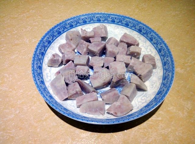 煮好的样子，不粉烂，保持原形状，有硬庋。