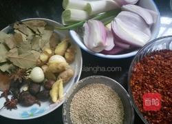 秘制辣椒油的做法图解1