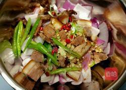 洋葱拌烧肉的做法图解3
