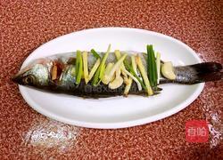 清蒸海鲈鱼的做法图解4