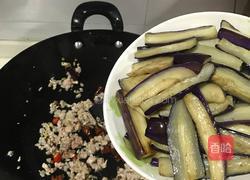 香辣肉末茄子煲的做法图解12