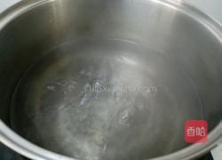 红枣燕麦黑米粥的做法图解4