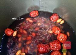 黑米杂粮粥的做法图解3