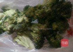 凉拌西兰花的做法图解1