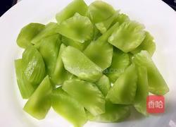 青笋炖泥鳅的做法图解3