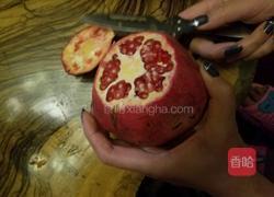 石榴速剥的做法图解2