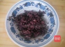 黑米寿司的做法图解1