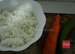 鸡蛋炒饭的做法图解1