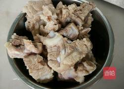 莲藕大骨汤的做法图解5